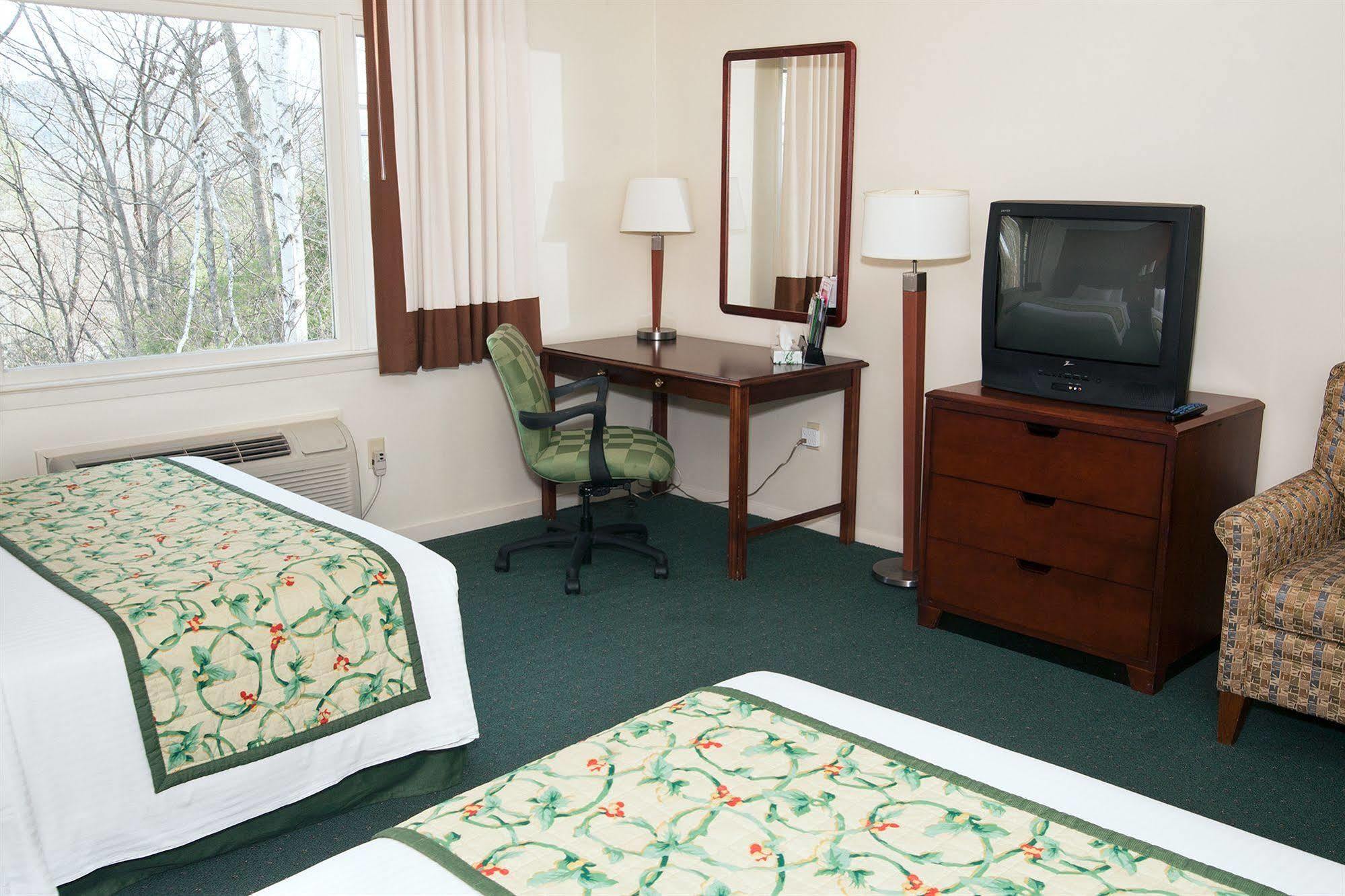 Red Carpet Inn And Suites פלימות' מראה חיצוני תמונה